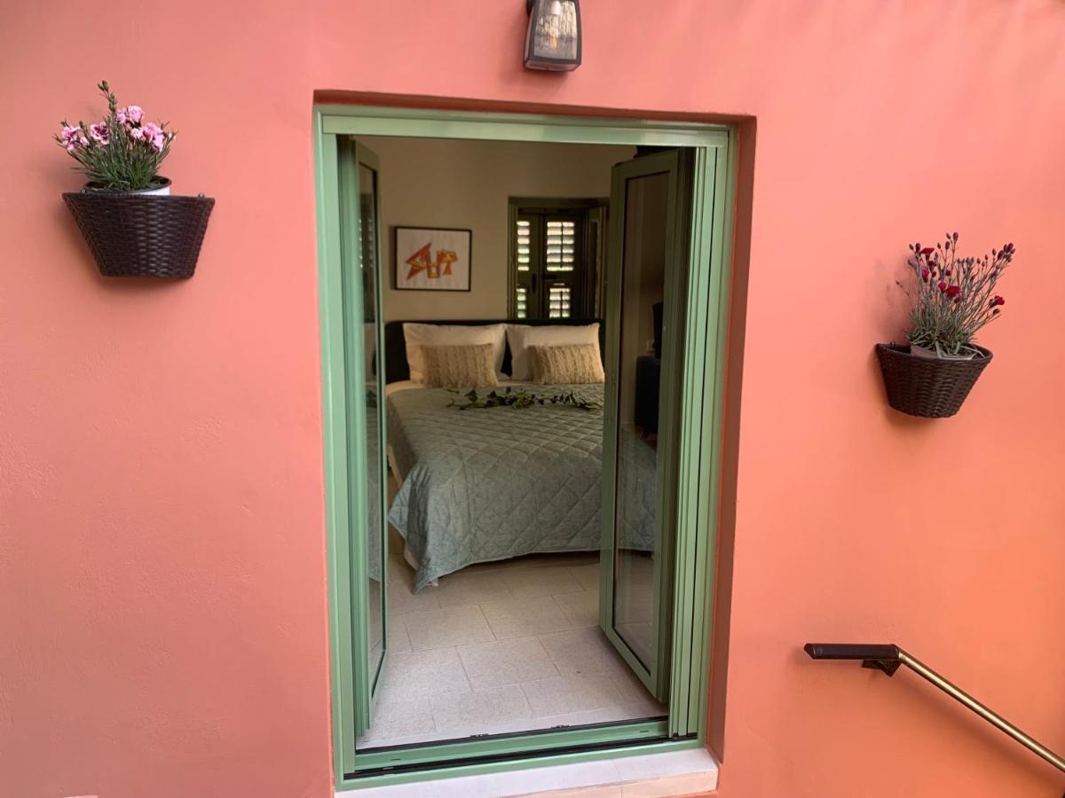 Master Rose Studio In Old Town Nauplia Esterno foto
